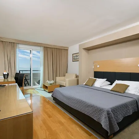 Hotel San Antonio Podstrana