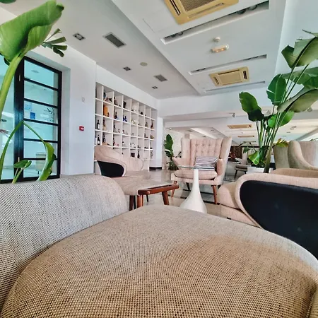 San Antonio Hotel 4*