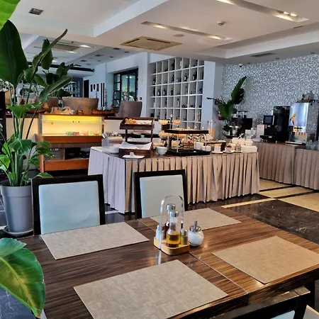 Hotel San Antonio Podstrana
