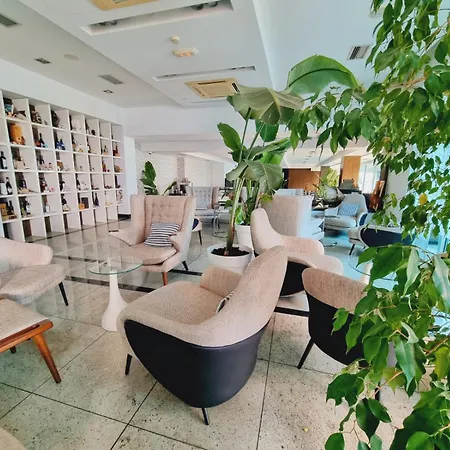 San Antonio 4* Podstrana