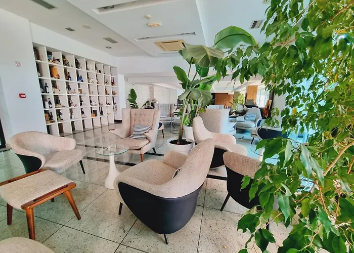 San Antonio 4* Podstrana