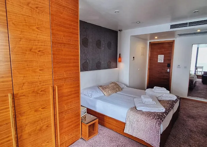 San Antonio Hotel 4*