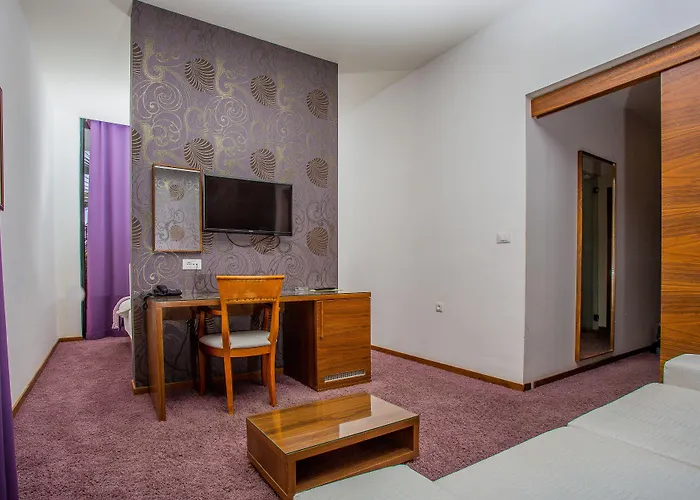 San Antonio Hotel 4*