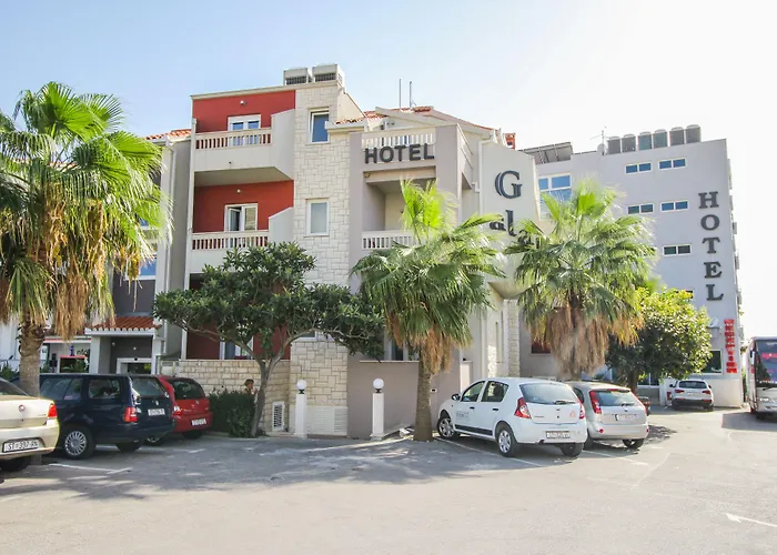 San Antonio Hotel 4*