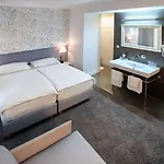 San Antonio Hotel Podstrana