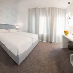 San Antonio 4* Podstrana
