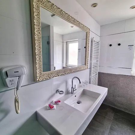 San Antonio Hotel Podstrana