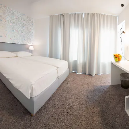 San Antonio 4* Podstrana