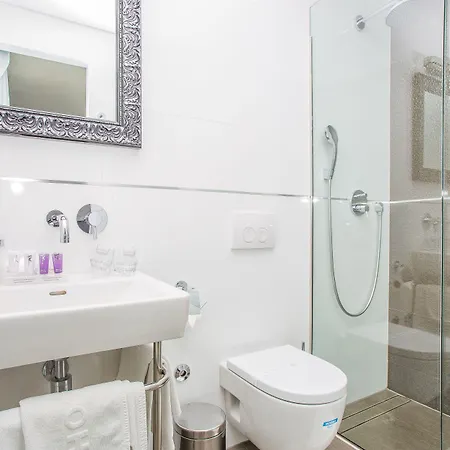 San Antonio 4* Podstrana