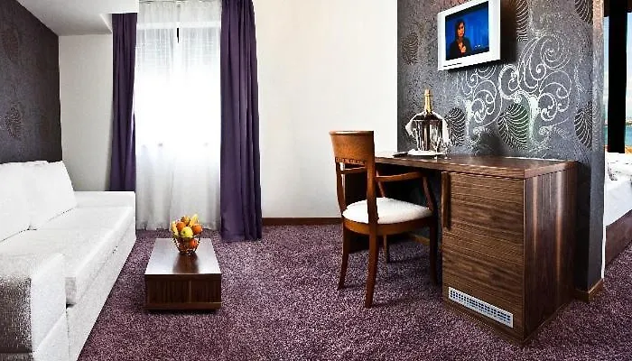 מלון San Antonio 4*