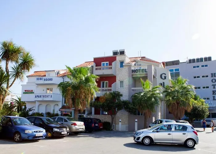 San Antonio מלון פודסטראנה