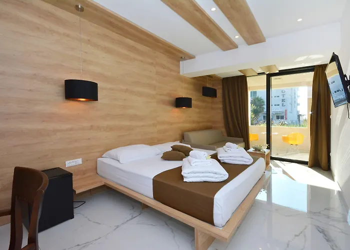 מלון San Antonio 4*