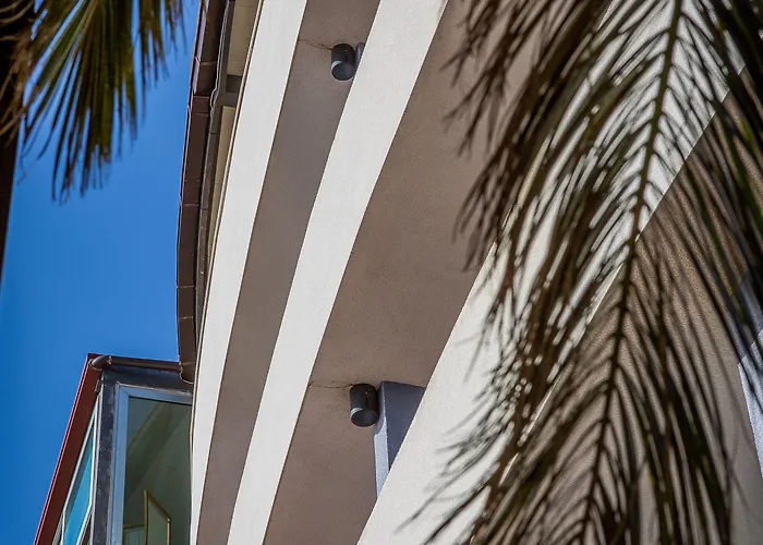 San Antonio מלון 4*